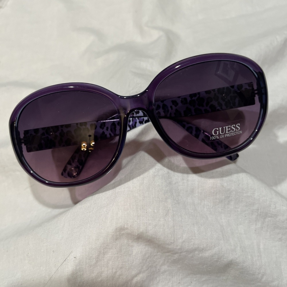 Guess Purple Acetate Sunglasses 7246 Animal Print Triangle Logo  59-17-135